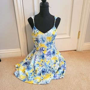 Women's dress